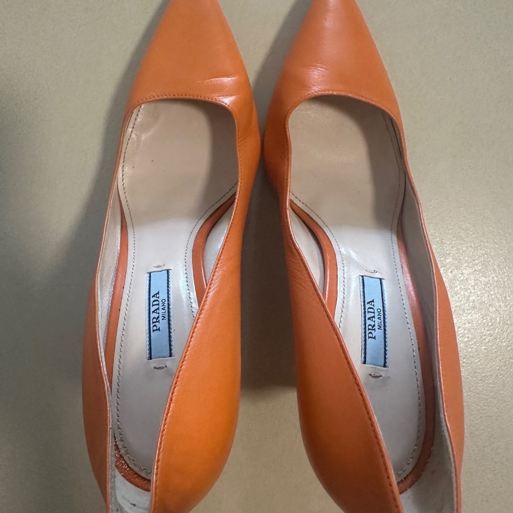 Prada  heels - Picture 3 of 4
